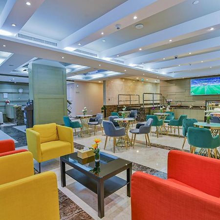 Vista Hotel Apartments Deluxe 두바이 외부 사진